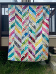 *Oompah! Jazz up your scrap quilts with the Accordion Sewn HSTs™ method!